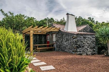 Aldeia Dos Caldeirões op Pico