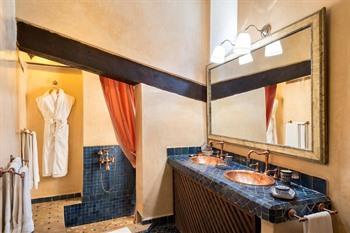 Algilà Fes Riad Medina