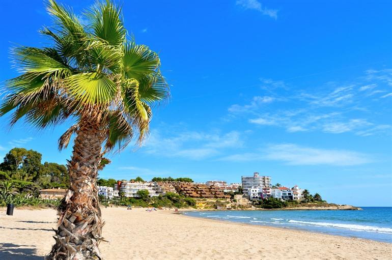 Altafulla Beach in Tarragona, Catalonië 