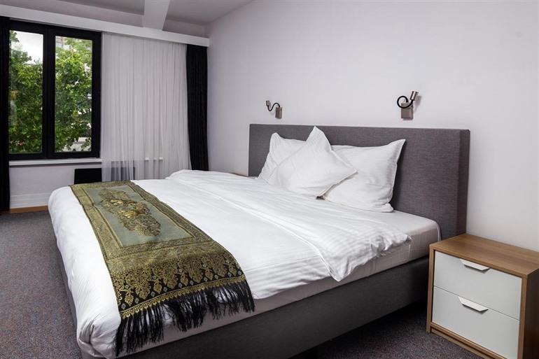 Antwerp Hotel National