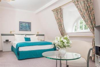 Aparthotel Villa Freisleben boeken