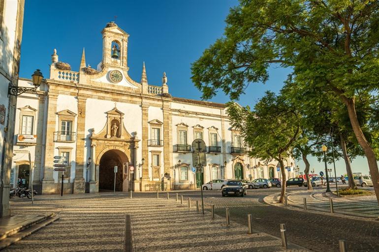 arco da vila portugal