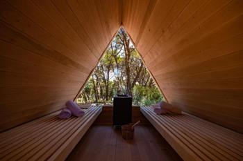 Arena One 99 Glamping boeken