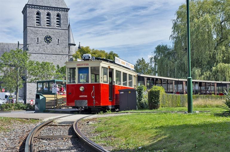 Authentieke tram, Han-sur-Lesse, 