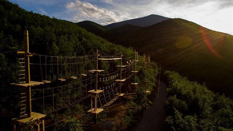 Avontuurpark in Peja, Kosovo
