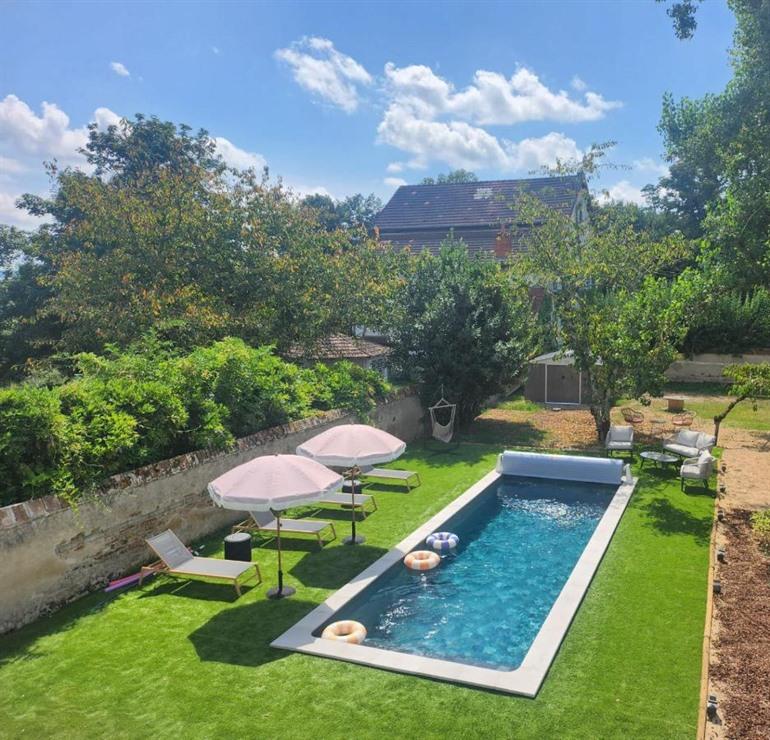 B&B Chambres hote Le Clos 26 boeken met buitenzwembad