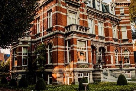 B&B 't Kasteel & 't Koetshuys in Veurne boeken