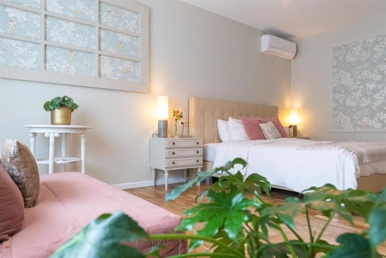 B&B Woods and Wine boeken