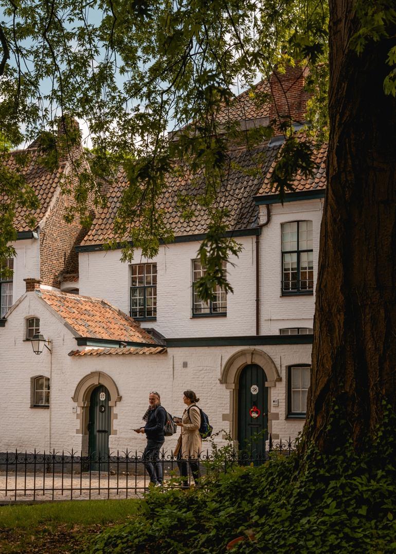 Begijnhof in Kortrijk Bezoeken