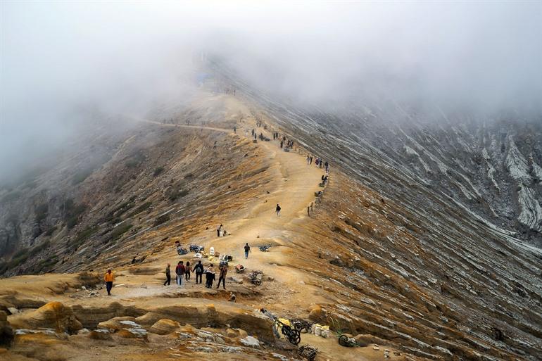 Beklimming van Mount Ijen, eiland Java