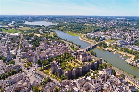 16 tips voor je bezoek aan Angers: van het beroemde wandtapijt tot glooiende wijngaarden