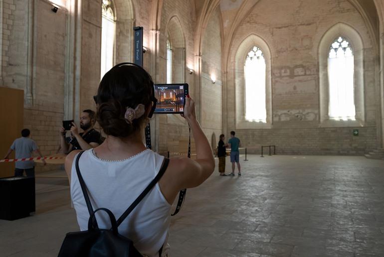 Bezoek aan het Pausenpaleis in Avignon met Histopad