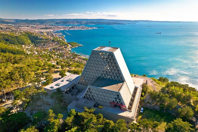 Bezoek het Mariaheiligdom Monte Grisa, Triëst