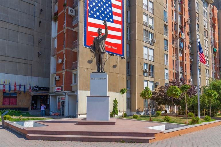 Bill Clinton Boulevard, Pristina