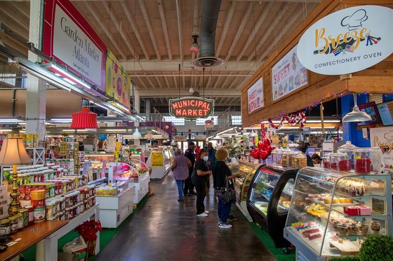 Binnen in het Ponce City Market
