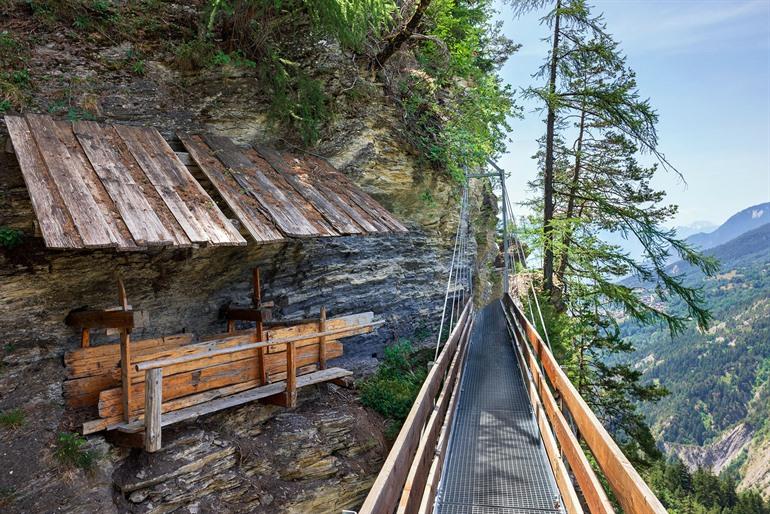 Bisse du Torrent Neuf hangbrug, Zwitserland