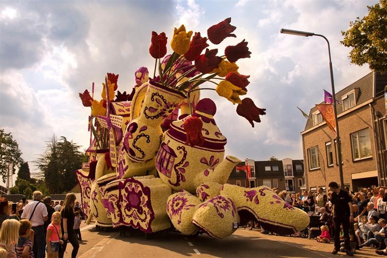 Bloemencorso in Zundert, Noord-Brabant
