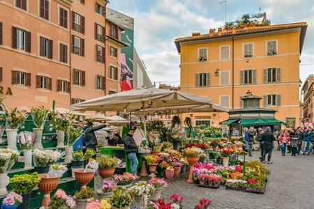 Campo de’Fiori bezoeken in Rome? Wat zeker zien op het marktplein van Rome