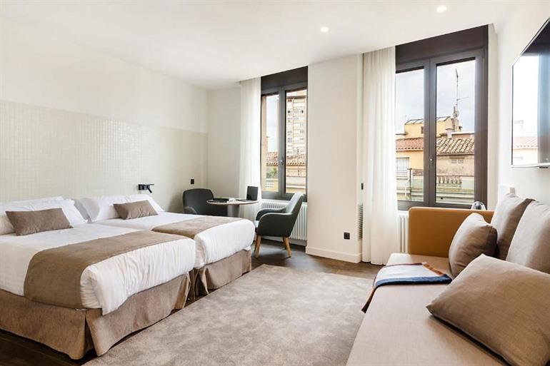 Boek een overnachting in Hotel Peninsular in Girona