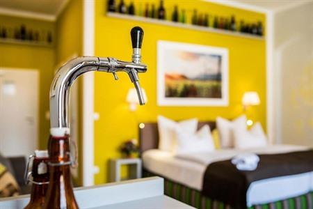 Boek een stijlvolle kamer waar je zelf je bier kan tappen!