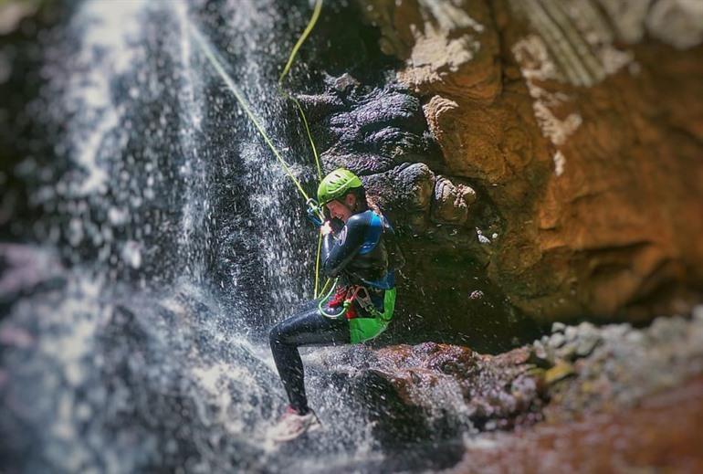 Boek je canyoning-trip op Gran Canaria en ontdek de prachtige natuur