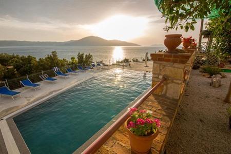 Boek je kamer bij Hotel SAN SAENA buiten het centrum