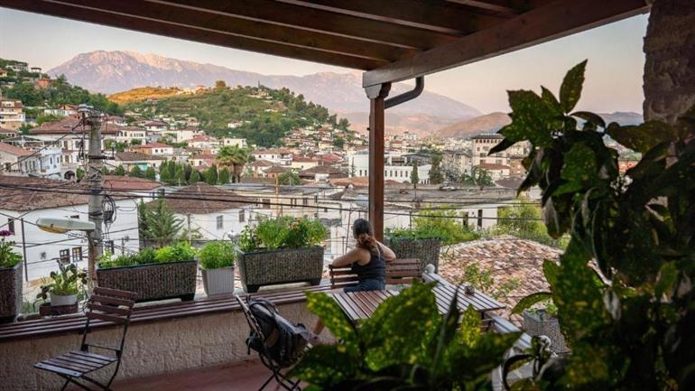 Boek je verblijf bij Hotel Borklad met uitzicht over de stad