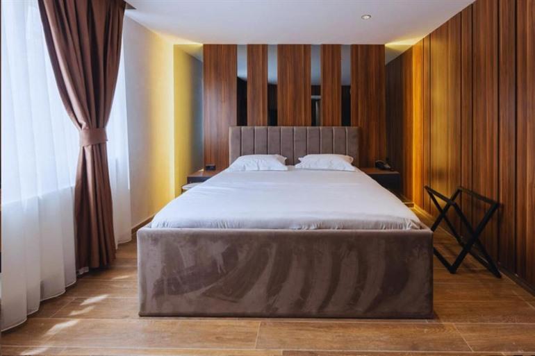 Boek je verblijf bij Hotel SOLO 127