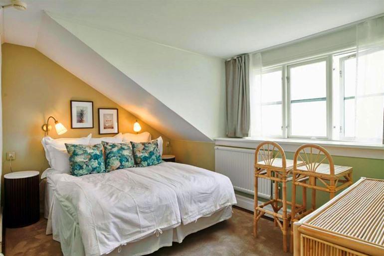 Boek je verblijf bij Villa Alma met uitzicht op zee