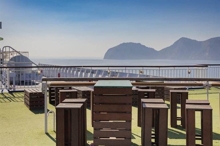 Buitendek ferry naar Mallorca