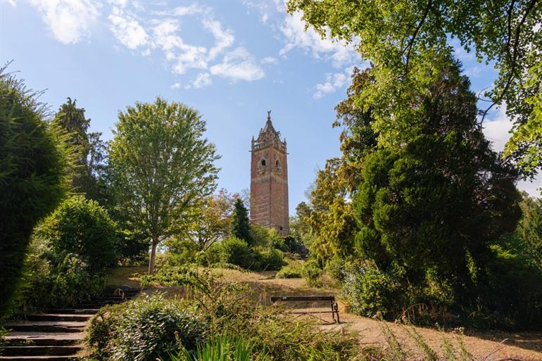 Cabot Tower in het Brandon Hill Park.