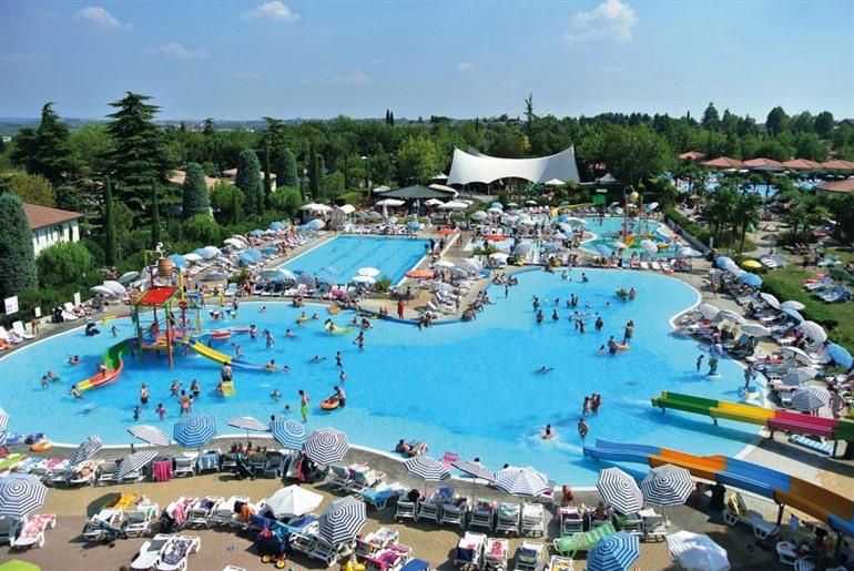 Camping Bella Italia in Peschiera del Garda boeken