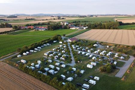 Camping Paradies Franken boeken