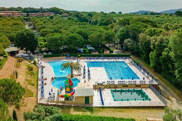 Camping Valle Gaia vlak bij het dorpje Casale Maritimo boeken