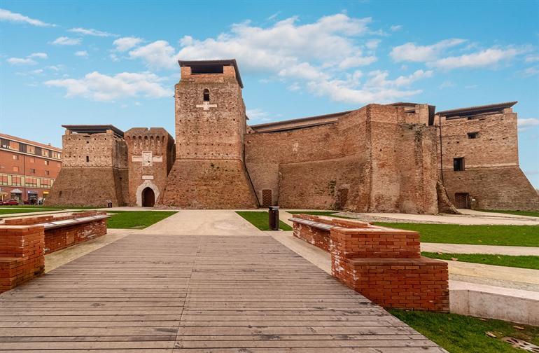 Castel Sismondo bezoeken in Rimini, Emilia-Romagna
