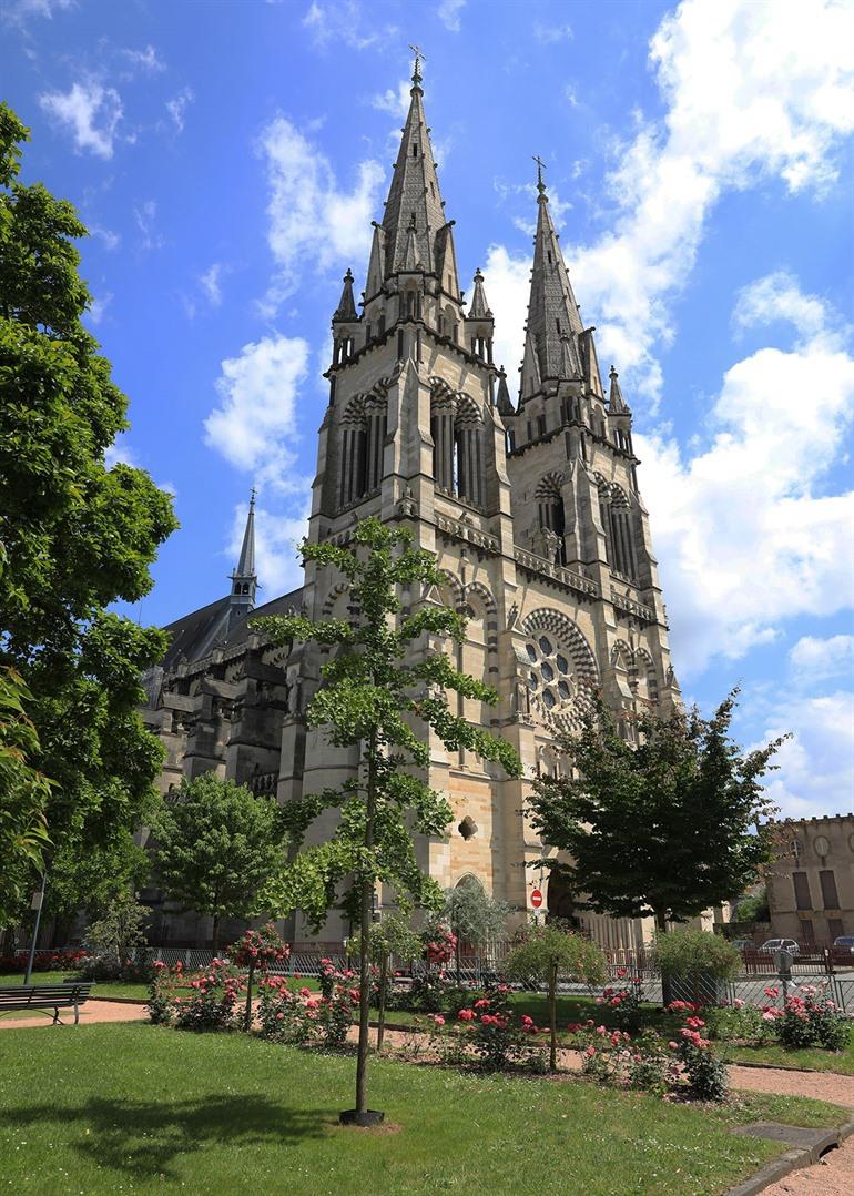 Cathédrale Notre-Dame-de-l'Annonciation, Moulins
