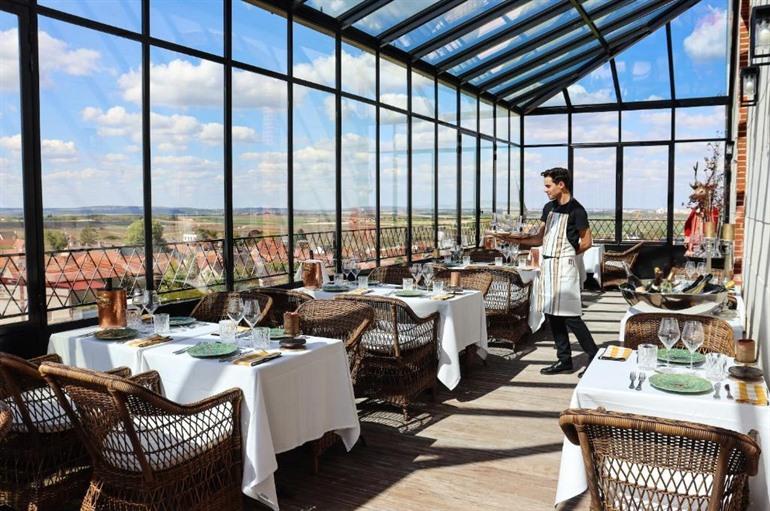 Chateau de Sacy boeken