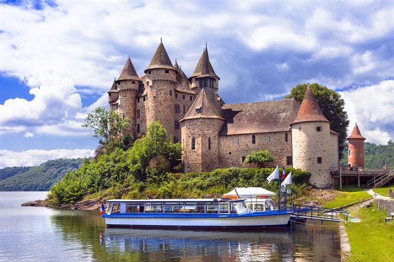 Château de Val bezoeken in de Auvergne