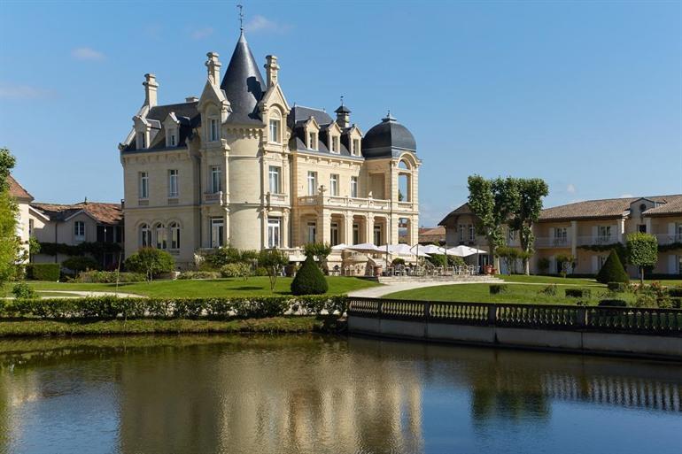 Château Hôtel Grand Barrail boeken
