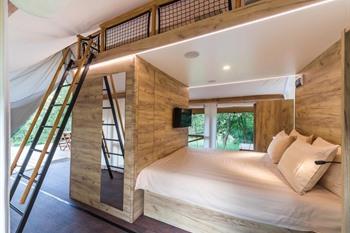 Chateau Ramšak - vineyard glamping resort