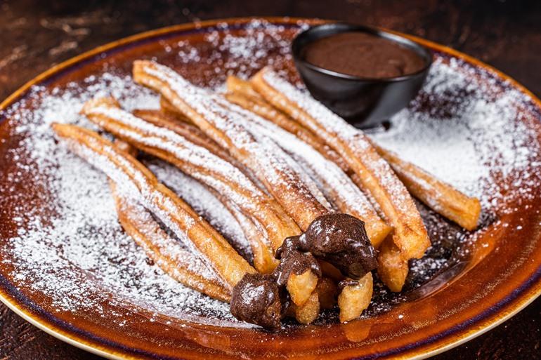 Churros met chocolade