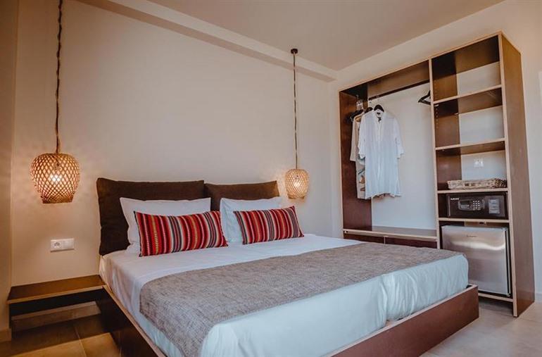 Cook's Club Heronissos boeken