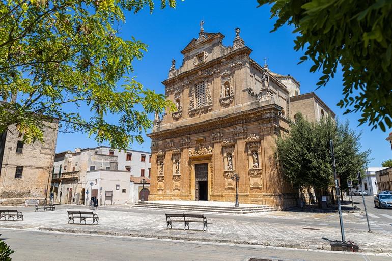 Crocifisso della Pieta in Galatone