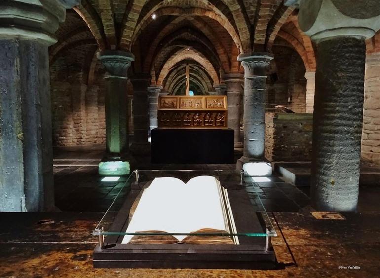 Crypte van Sint-Hermes in Ronse, Vlaamse Ardennen