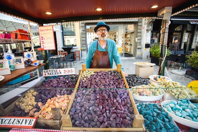 Cuberdons of neuzekes Gent