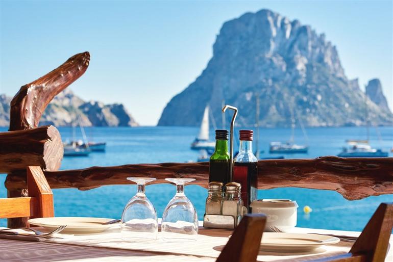 Culinair genieten met uizicht op Es Vedra
