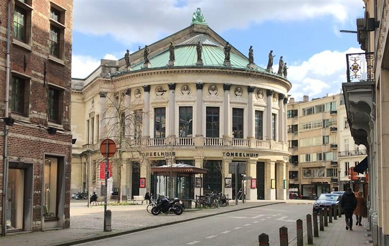 De Bourla schouwburg