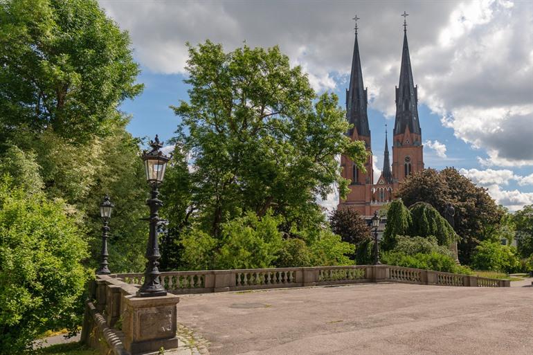 De Domkerk van Uppsala zie je overal in de stad