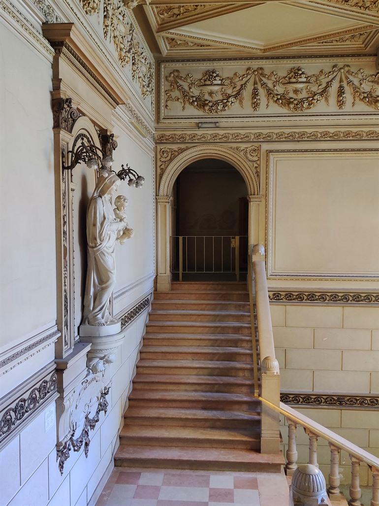 De Eretrap in de Wintertuin van de Ursulinen