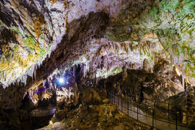 De grotten van Postojna